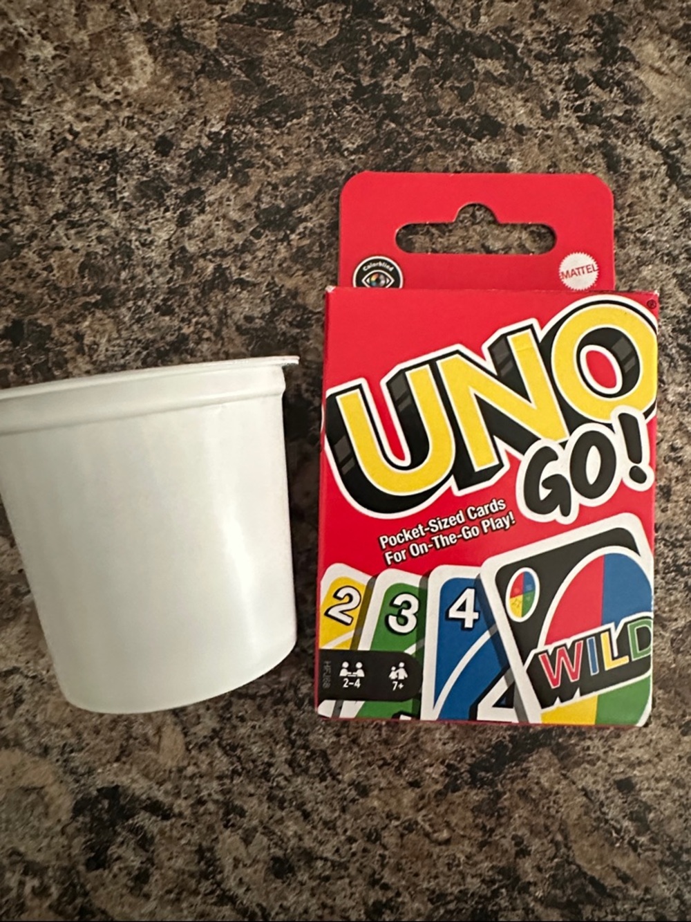 Mattel UNO GO! Pocket sized ,Card Game